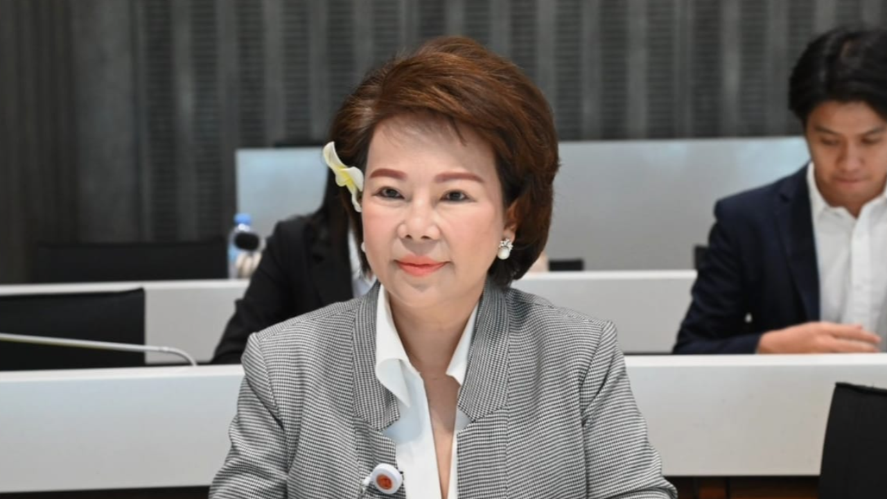 “อมรัตน์” แนะจับตาญัตติแก้รัฐธรรมนูญของก้าวไกล เข้าคิวแรกประชุมสภาฯ 25 ต.ค.นี้