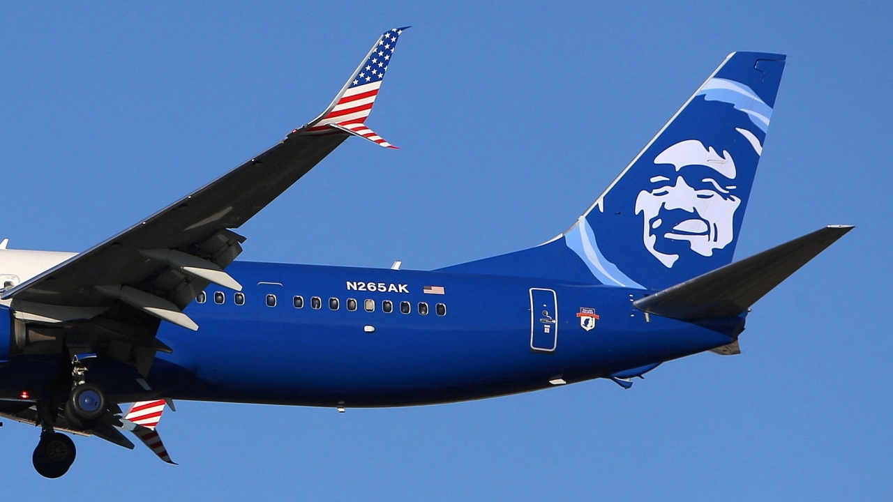 หวิดดับยกลำ นักบินสหรัฐฯ พยายามดับเครื่องยนต์กลางอากาศ