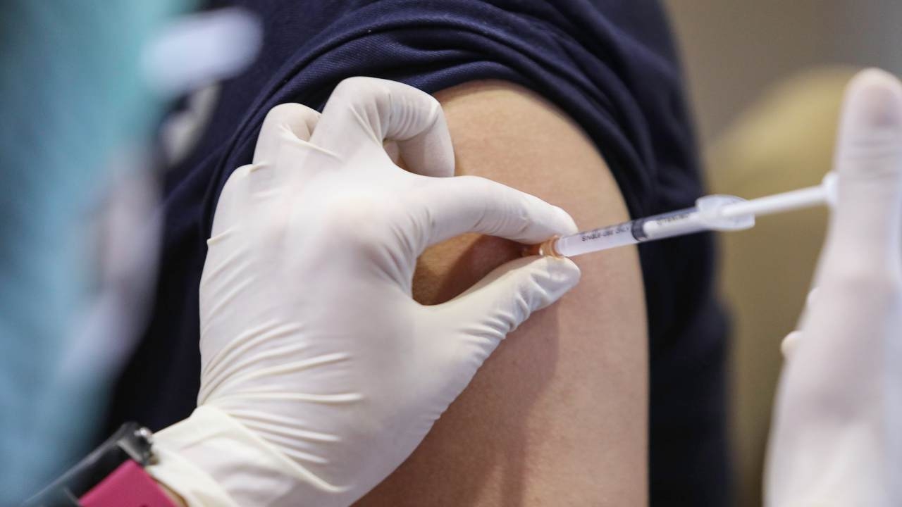 "หมอแล็บแพนด้า" แนะ 6 วัคซีนที่ผู้ใหญ่ควรฉีด เช็กชัดๆ มีวัคซีนอะไรบ้าง