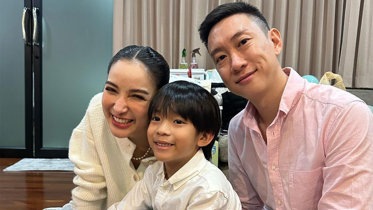 "เบนซ์-แพท" พร้อมหน้า "น้องเรซซิ่ง" หลังฎีกายกฟ้อง พ้นคุกยาเสพติด (คลิป)