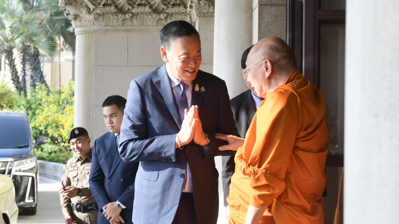 “เศรษฐา” ทำบุญส่วนตัวที่ทำเนียบ ในโอกาสรับตำแหน่งนายกฯ เพื่อความสิริมงคล