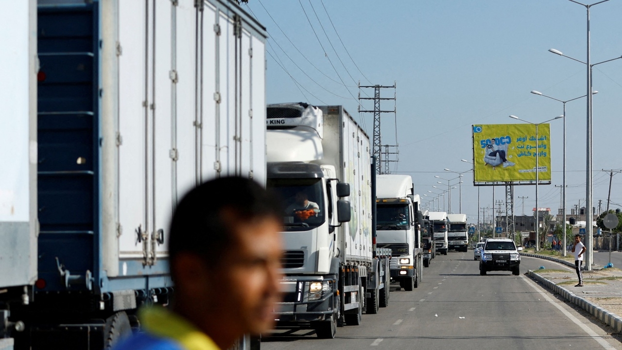 ยูเอ็นเผย ขบวนความช่วยเหลือชุดใหญ่ 33 คันรถ ได้เข้าไปในกาซาแล้ว