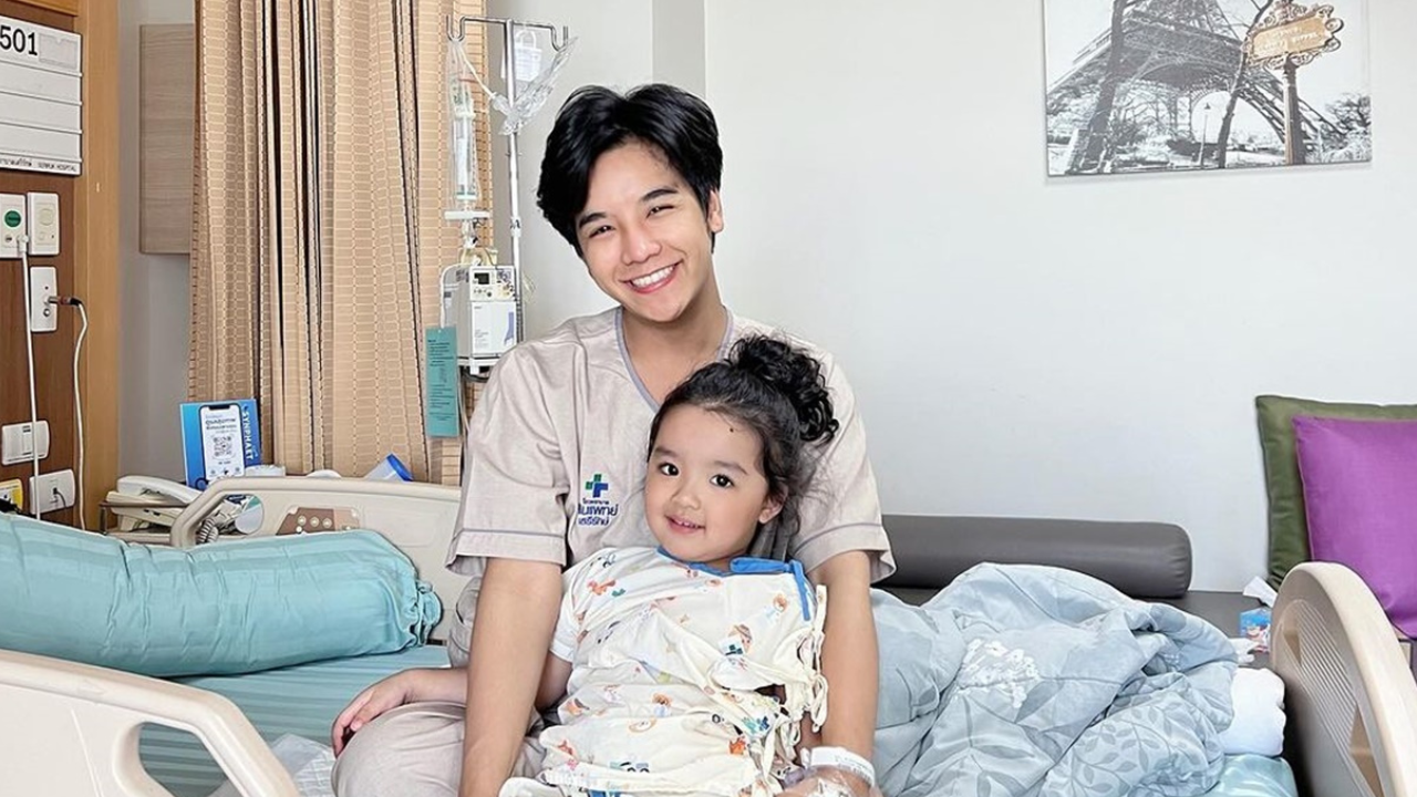 ลุกซ์ เข้า รพ. ด่วน เคราะห์ซ้ำ น้องเวทมนต์ ป่วยพร้อมกัน ขอโทษดูแลไม่ดีพอ