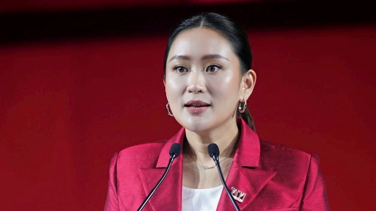 วิเคราะห์การเมือง : รับบทนางแบกหลังแอ่น