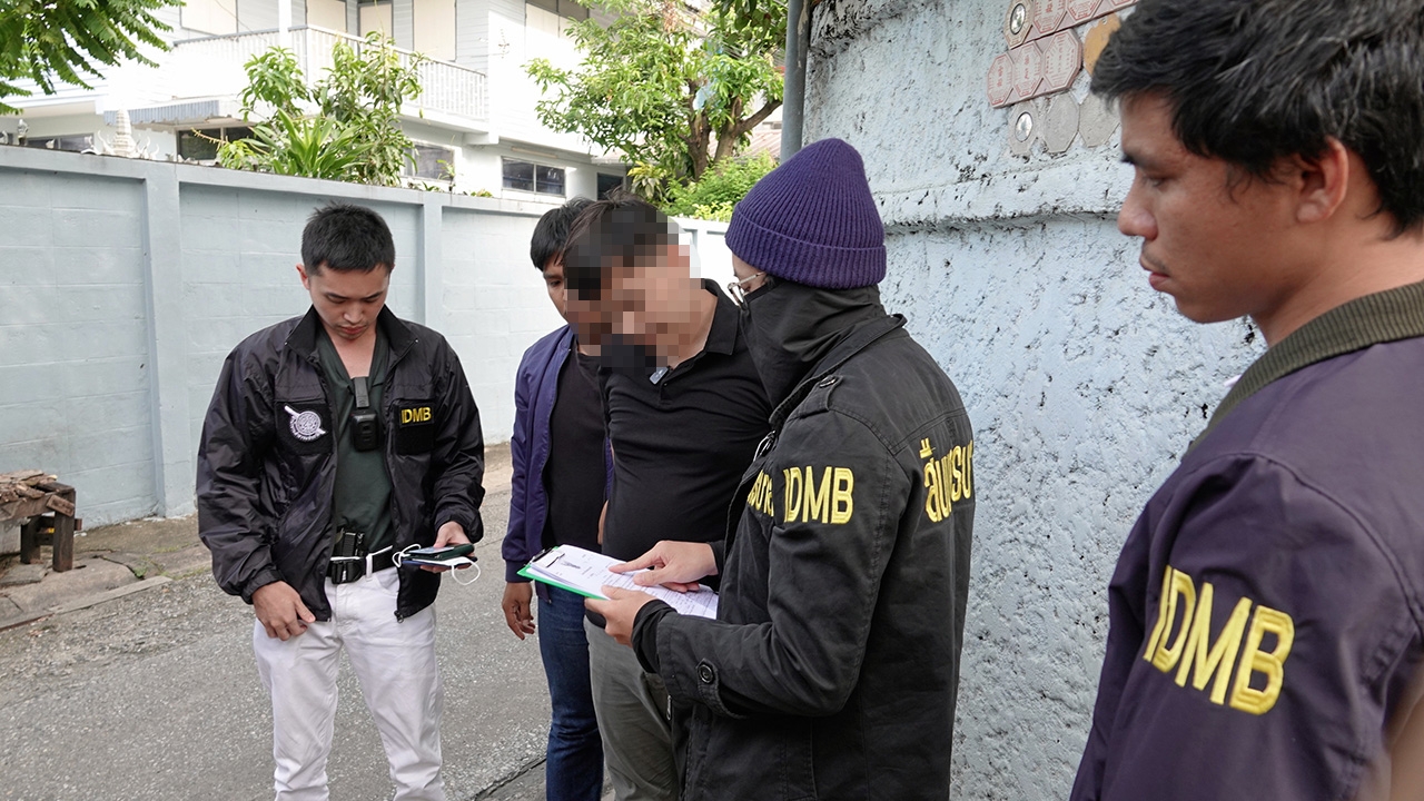 ไฮโซกำมะลอ ต้มสาวเพียบ! สร้างโปรไฟล์หรู โซเชียลหลงกล ที่แท้เป็นจิ้งจอก