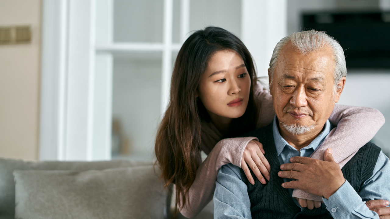 เช็ก 8 สัญญาณ อาการซึมเศร้าในผู้สูงอายุ ป้องกันไว้ก่อนสายเกินแก้