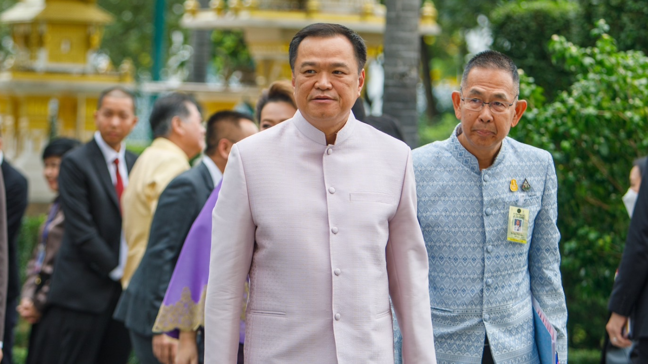 “อนุทิน” ไม่หนักใจ “หมอชลน่าน” เตรียมแก้ มียาบ้าไม่เกิน 10 เม็ดถือเป็นผู้เสพ