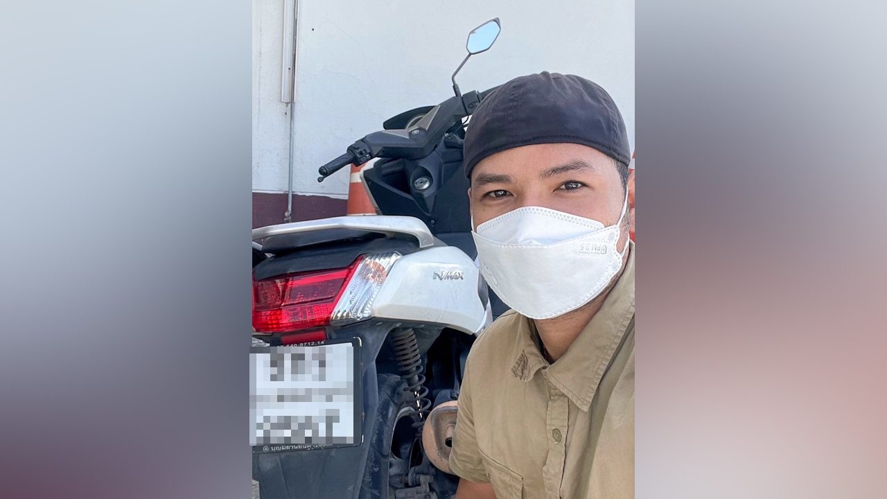 โจรล้วงคอ จ.ส.ต.ลัก จยย.ในโรงพัก "ดวงเฮง" เจอ คนบ้าเข็นมา