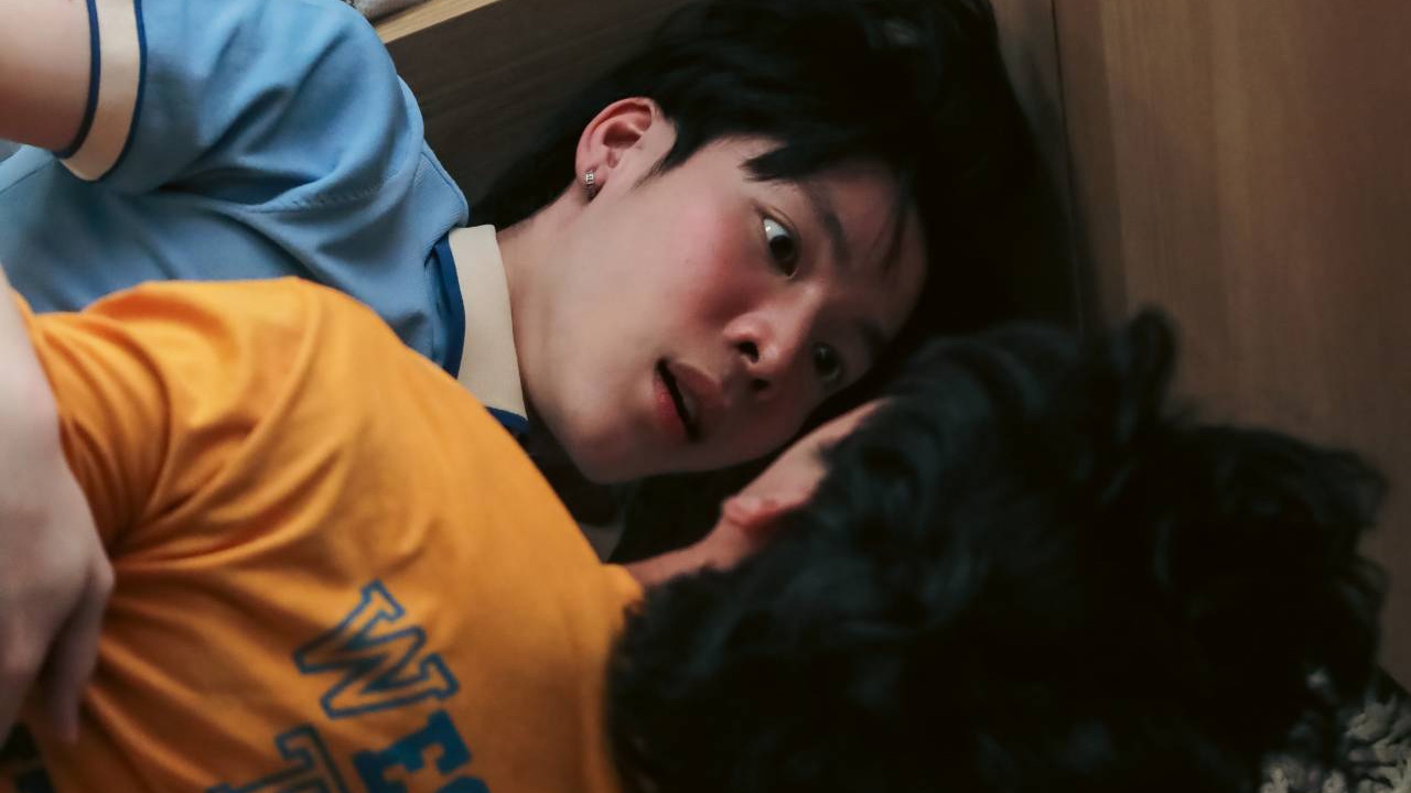 บ้านหนุ่มโสด EP.4 ใครคือ ชายปริศนา? ที่จูบ พีค ในคืนแรกที่เข้าบ้าน Knock Knock