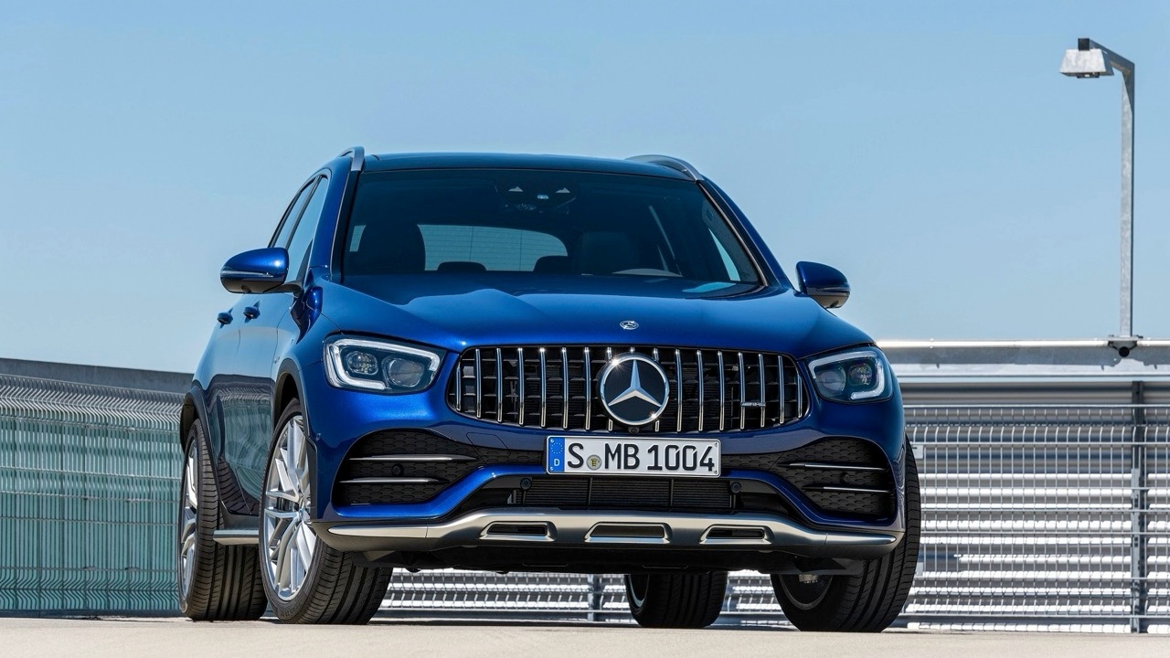 ลดโหดไม่ได้โกรธใคร! MERCEDES-AMG ลดกระหน่ำที่โชว์รูม เบนซ์ สตาร์แฟลก