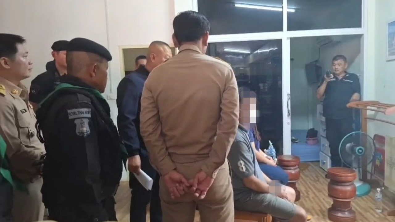 จับลอตใหญ่ ยาบ้า 10 ล้านเม็ด ซุกรถพ่วง-เทฝุ่นข้าวโพดปิดอำพราง