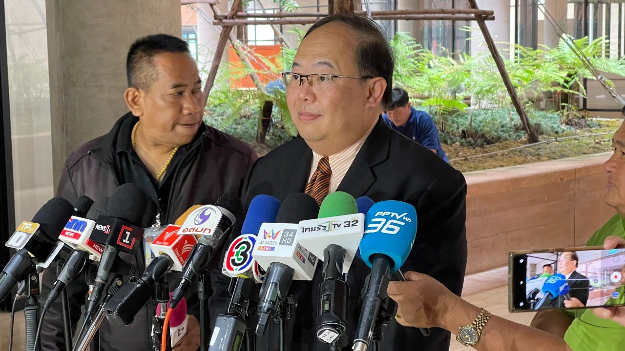 “อ.ยุทธพร” ชี้ “ก้าวไกล” รอดยุบพรรคยาก เชื่อหากปรับ ครม. อาจเห็นฝ่ายค้านร่วม