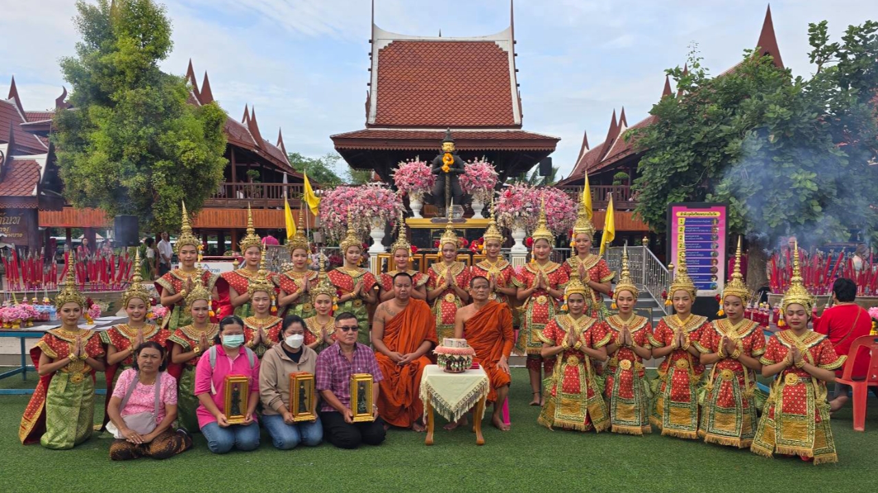 ศรัทธา "ท้าวเวสหน้าทองคำ" หนุ่มดวงเฮง 12 ล้าน ไม่พลาดลุ้นเลขเด็ดอีกงวด