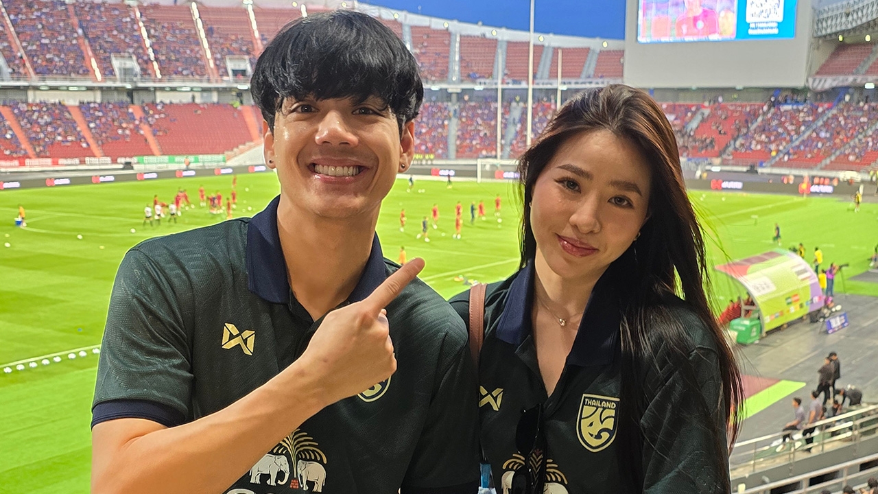 นิกกี้ เปิดตัวแฟนใหม่หวานฉ่ำ ควงไปเชียร์บอลไทย ทำคนทั้งสนามอิจฉาตาร้อน