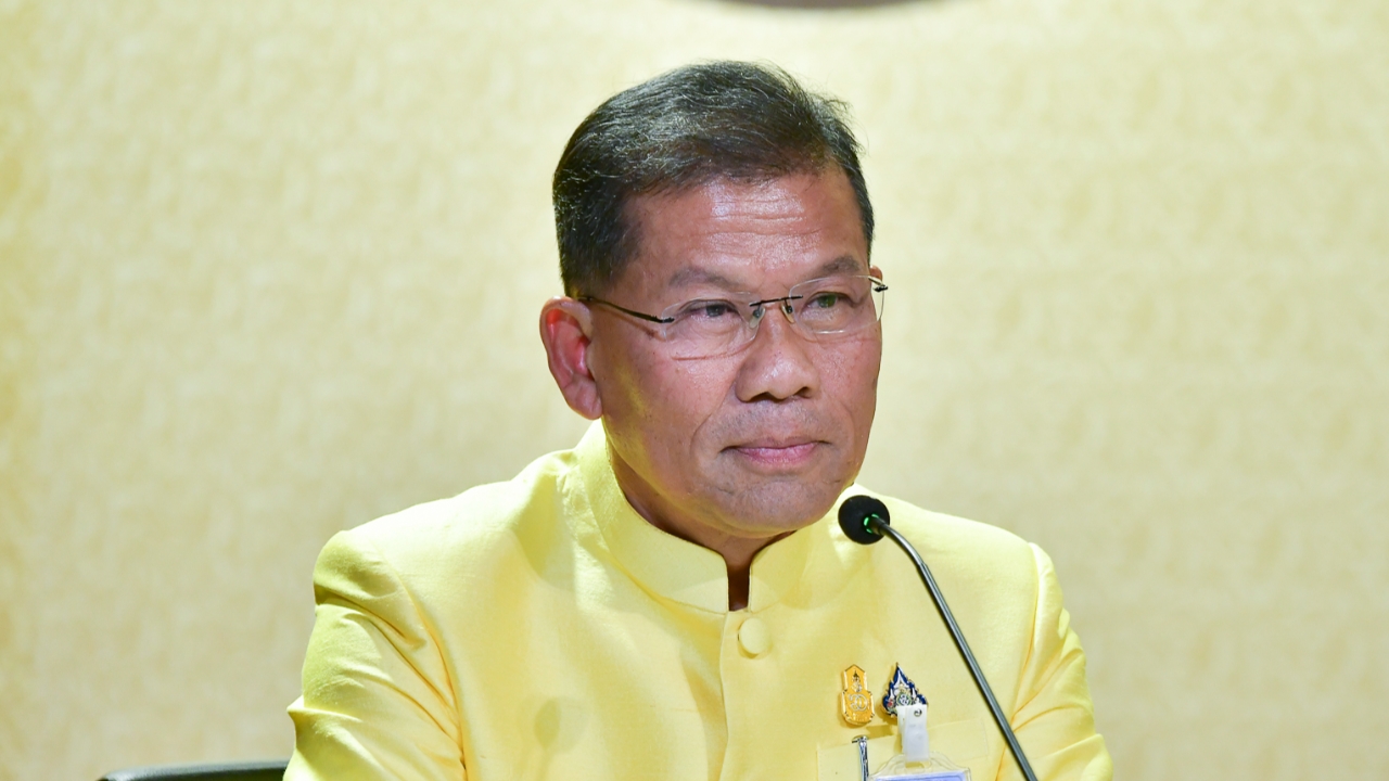 รัฐบาลย้ำ เกียรติบัตรอบรม e-Learning ก.ค.ศ. ใช้ต่อใบประกอบวิชาชีพไม่ได้