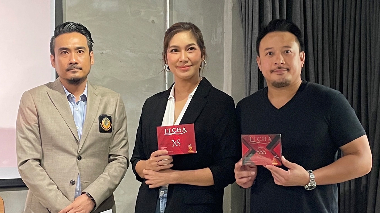 เบนซ์-มิค ตั้งโต๊ะแถลง หลังถูกร้องเอาผิด พบสารอันตรายในอาหารเสริม 