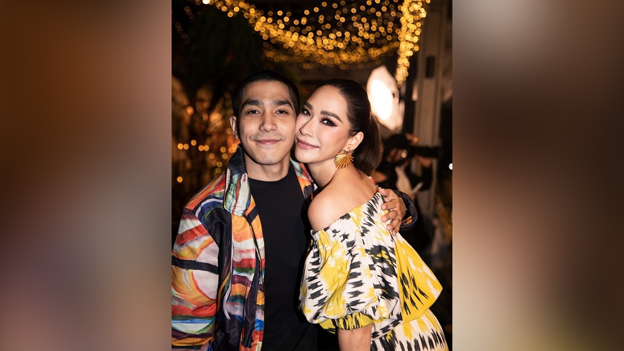 สยบข่าวรักร้าว พลอย เฌอมาลย์ ยันด้วยภาพคู่สุดหวาน แฟนคลับเห็นแล้วใจชื้น