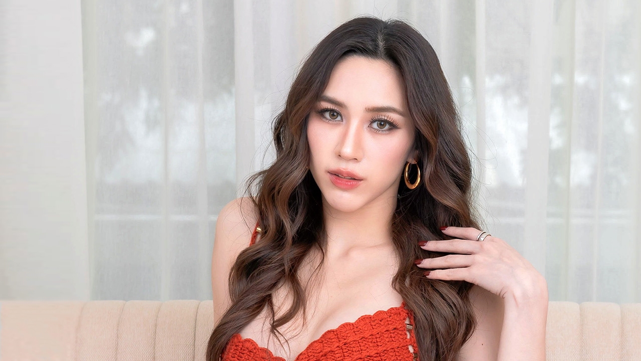 เซ็กซี่แบบฉ่ำ "พลอย-รัญดภา" บ่าวสุดแซ่บ ในละคร "รอยรักรอยบาป"