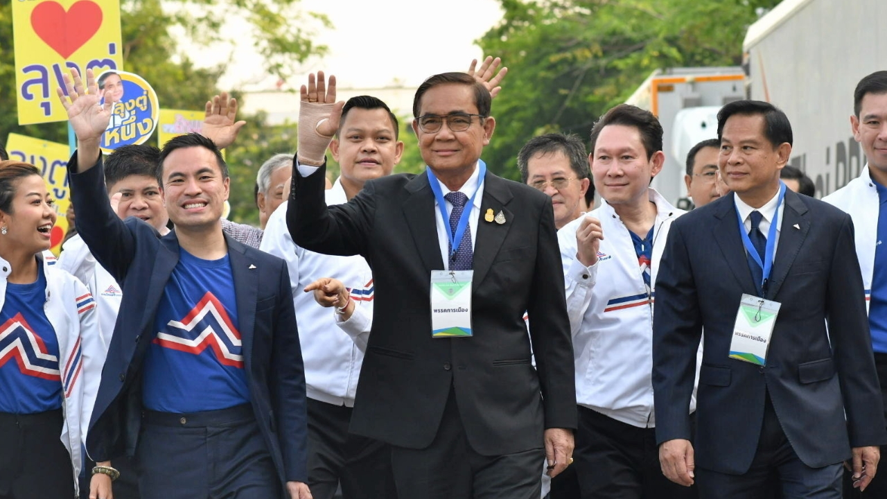 รวมไทยสร้างชาติ สั่ง สส. ลุยงานสภาฯ “ธนกร” ยันทุกคนมี DNA อุดมการณ์ “ลุงตู่” 