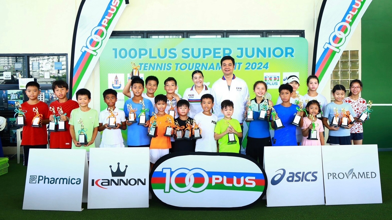 แฝด "จิณ-จาณีณ" สุดแกร่งคว้าแชมป์รุ่น10ปี 100พลัส ซูเปอร์ จูเนียร์ เทนนิส