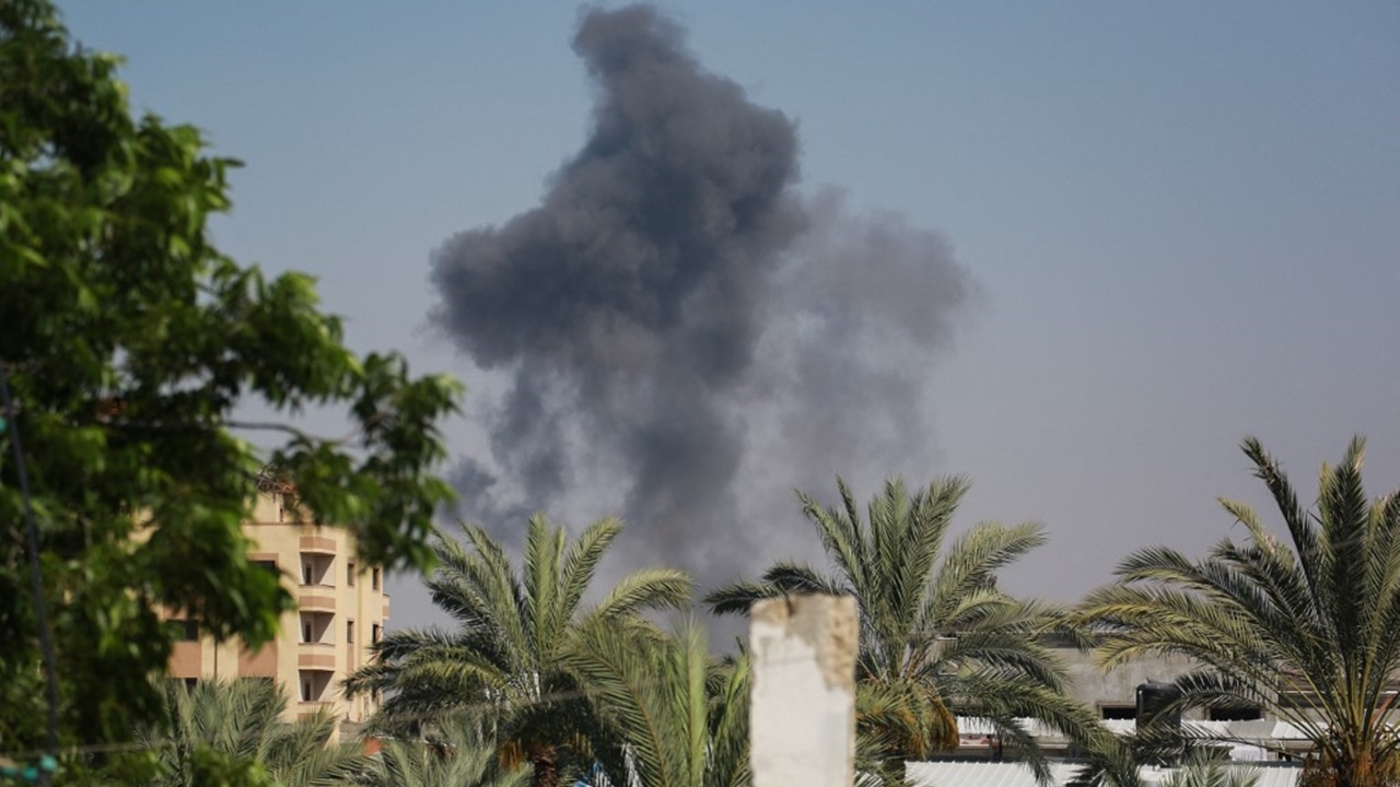 อิสราเอลโจมตีภาคพื้นดินรอบใหม่ ในภาคกลางกาซา ชาวบ้านดับ 70 ศพ