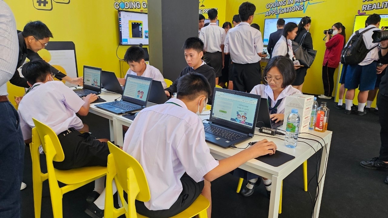 depa ชวนเด็กไทยวัดสกิลด้านโค้ดดิ้งในรายการ Coding War ชิงรางวัลรวม 1 ล้านบาท