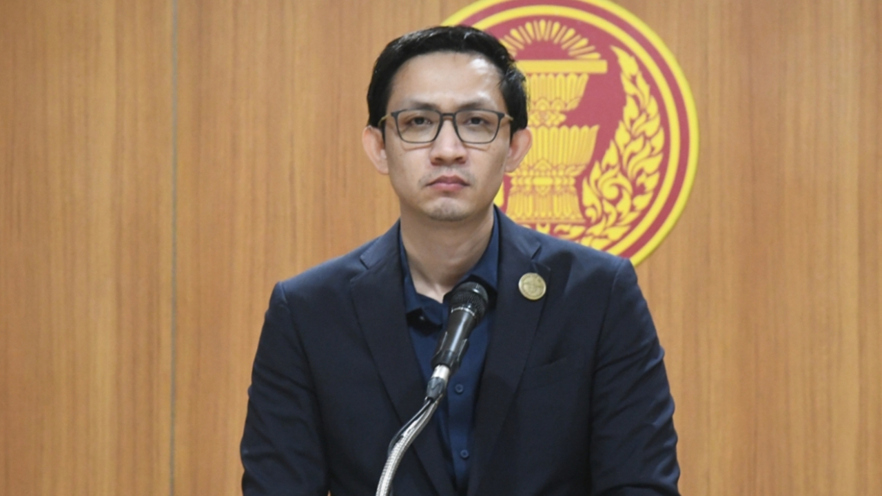 ศาล จำคุก 1 ปี "จิรัฏฐ์" สส.ฉะเชิงเทรา ก้าวไกล หมิ่นฯ เสธ.ทอ.จ่ายอีก 5 แสน