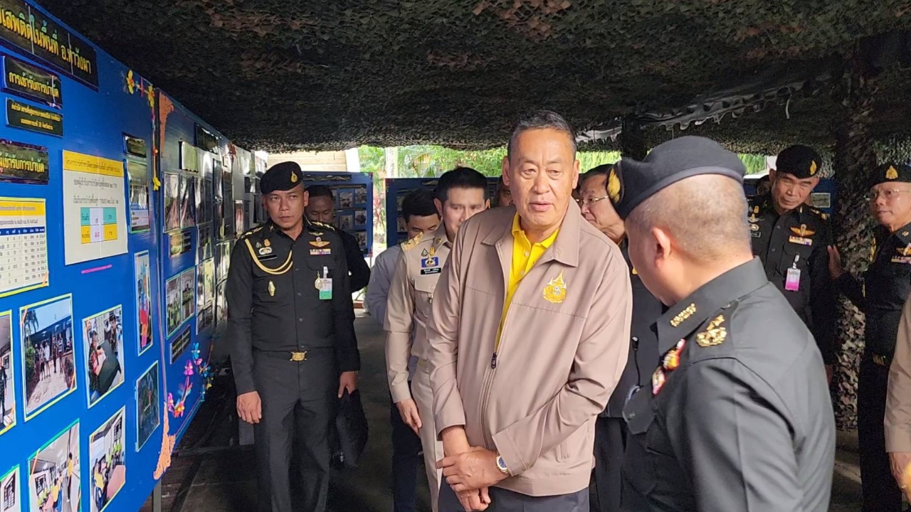 นายกฯ ถึง "น่าน" เยี่ยมคนบำบัดยา เป็นกำลังใจ บอก ออกไปต้องดีกว่าเดิม