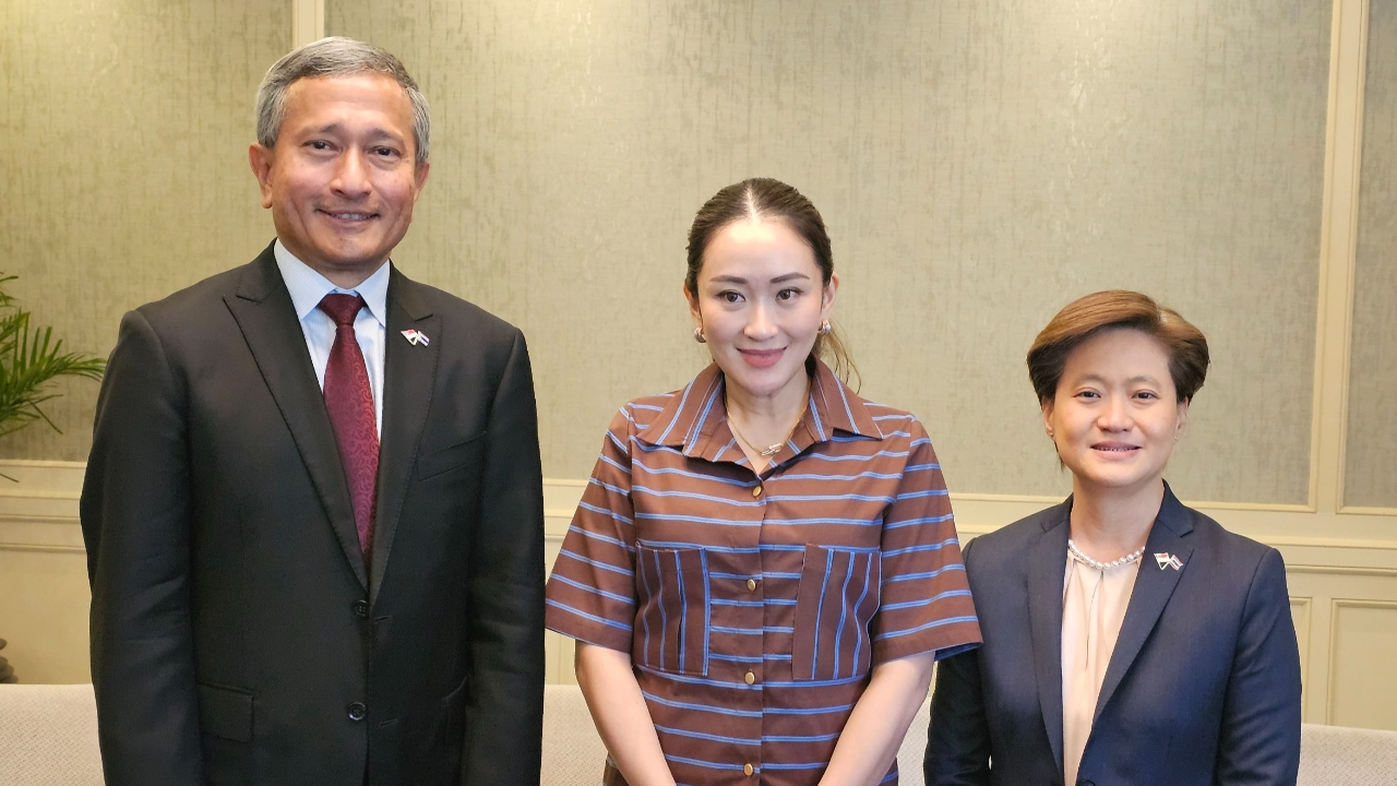 รมว.ต่างประเทศสิงคโปร์ เชิญ “อิ๊งค์” ไปเยือน ดูงานนโยบาย-แลกเปลี่ยนความเห็น