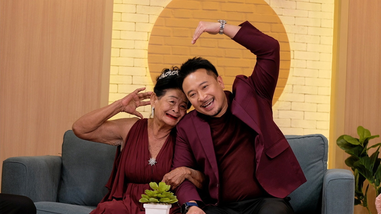 "คุณยายสลวย สวยอยู่" อินฟลูเอนเซอร์ผู้ดังไกลถึงญี่ปุ่น กับรายการ "มีข่าวดีมาบอก"