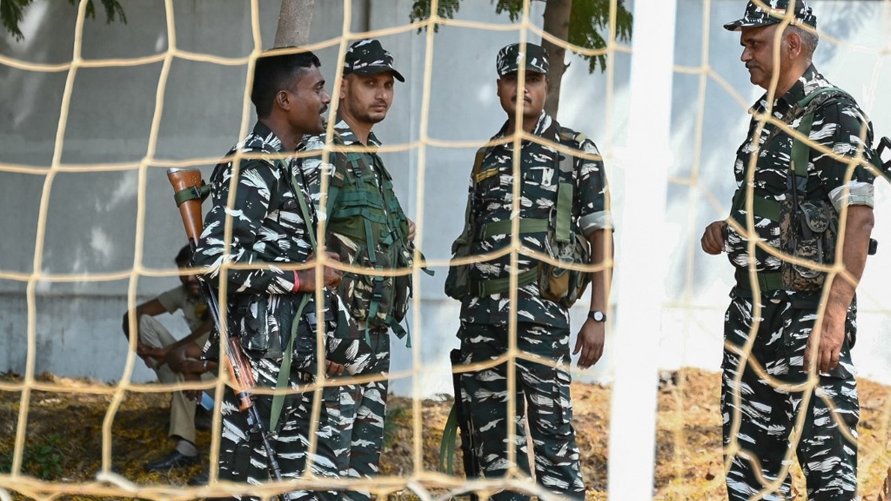 จับซุปเปอร์สตาร์หนังอินเดีย เอี่ยวคดีฆ่าแฟนคลับซุกท่อระบายน้ำ