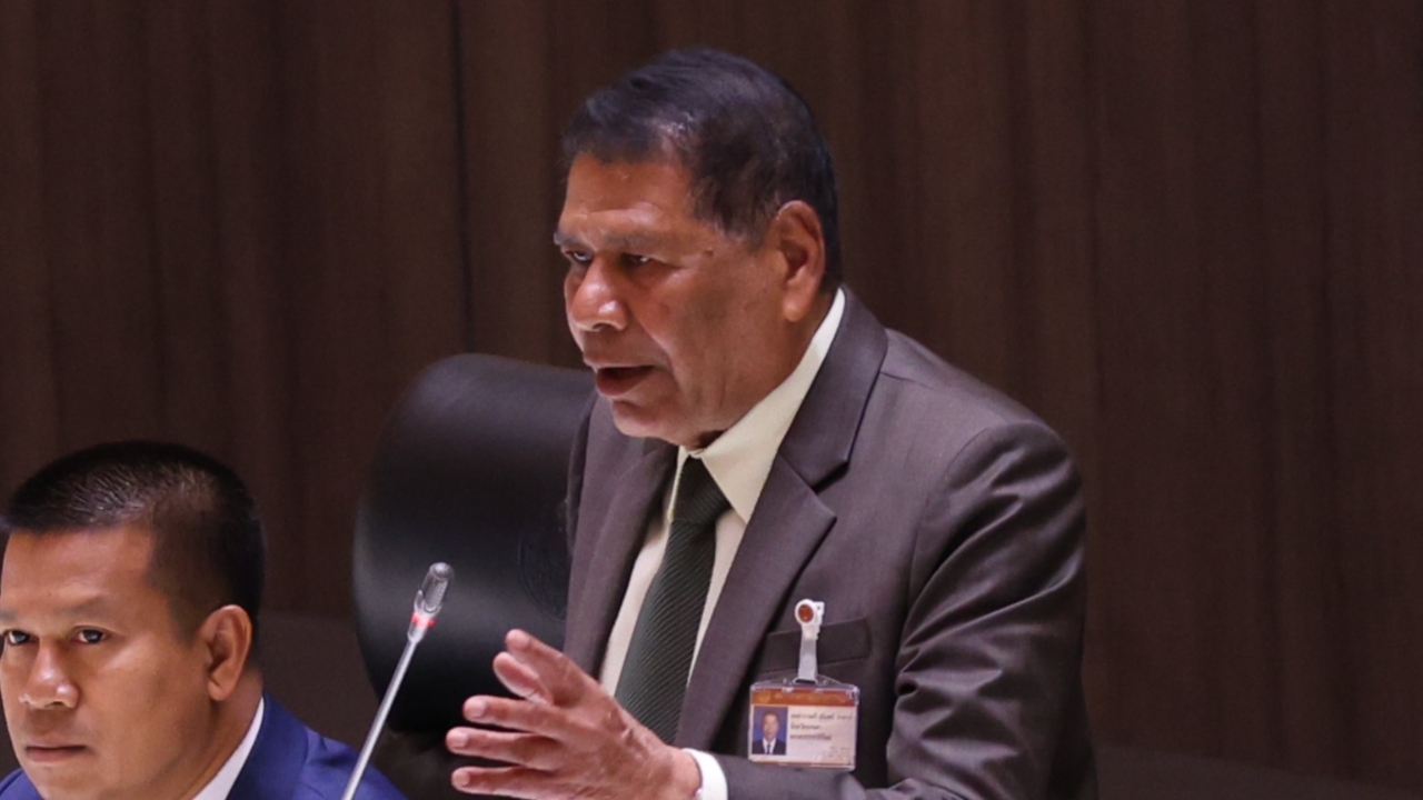 “สุรินทร์ ปาลาเร่” แฉ ตำรวจวิ่งหากลุ่มสีเทา เพราะโครงสร้าง จี้เปลี่ยน ตร.เป็นกระทรวง