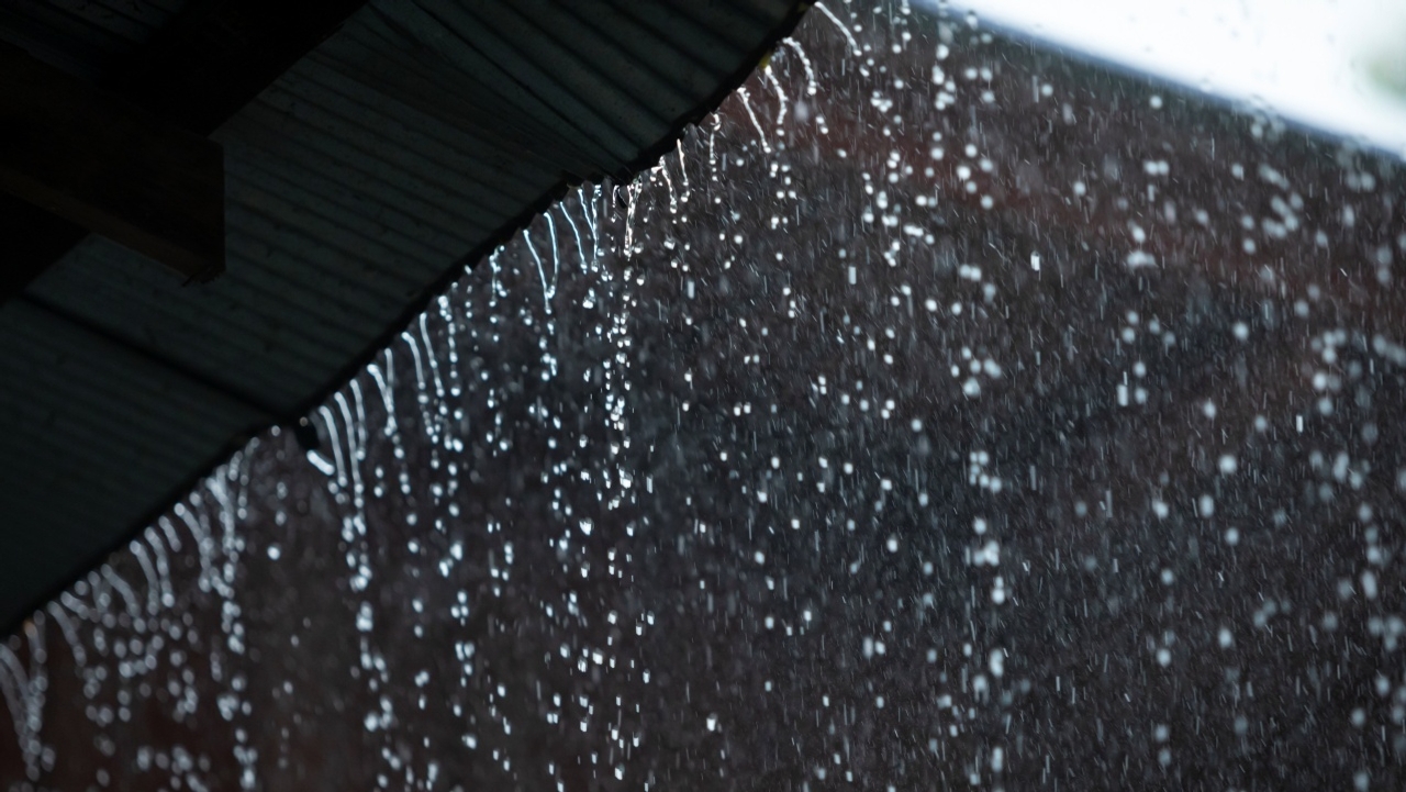 กรมอุตุฯ ประกาศฉบับ 5 เตือนจังหวัดเตรียมรับมือ ฝนตกหนัก คลื่นลมแรง