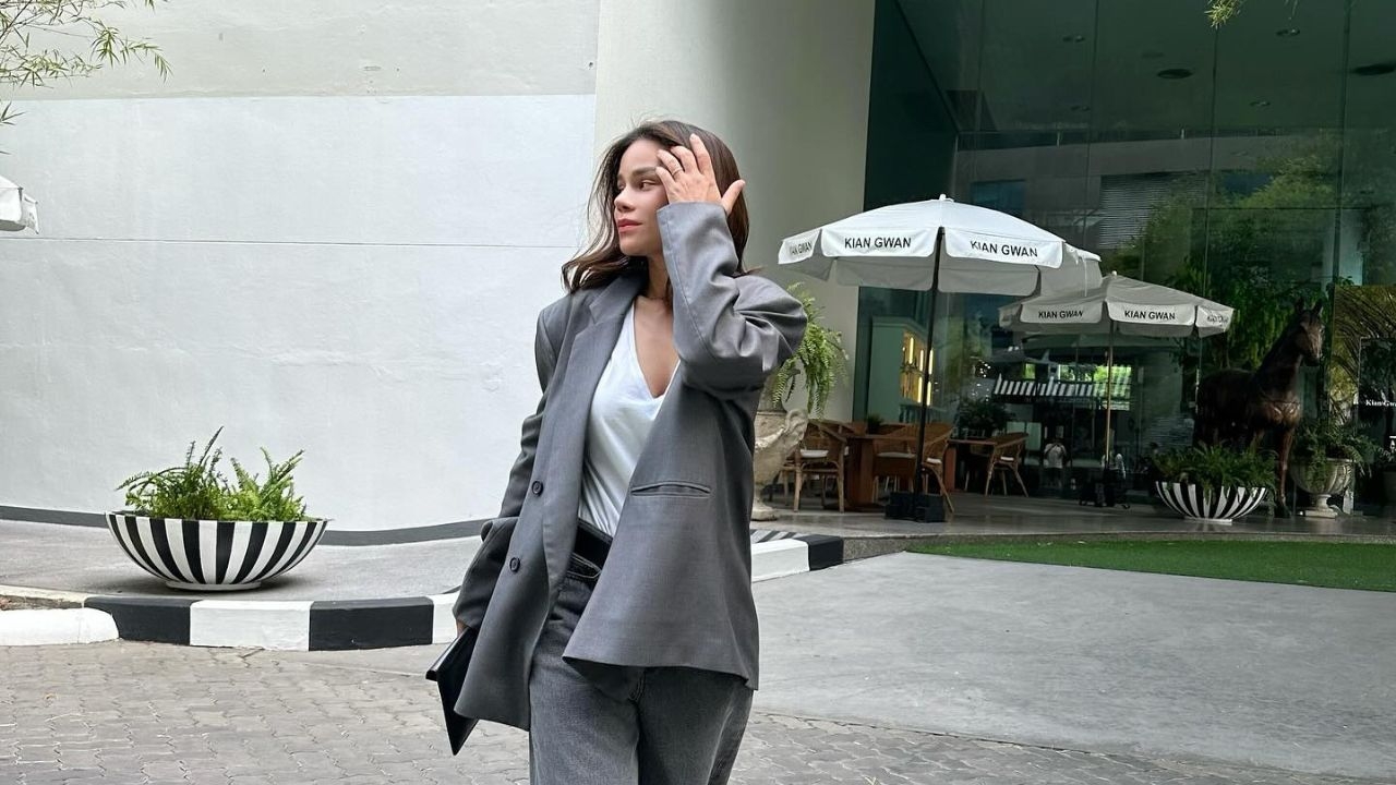 พิธีกรสาวตอบกลับชาวเน็ต หลังคนคอมเมนต์ไม่ควรสูบบุหรี่ไฟฟ้าในคลินิกสามี