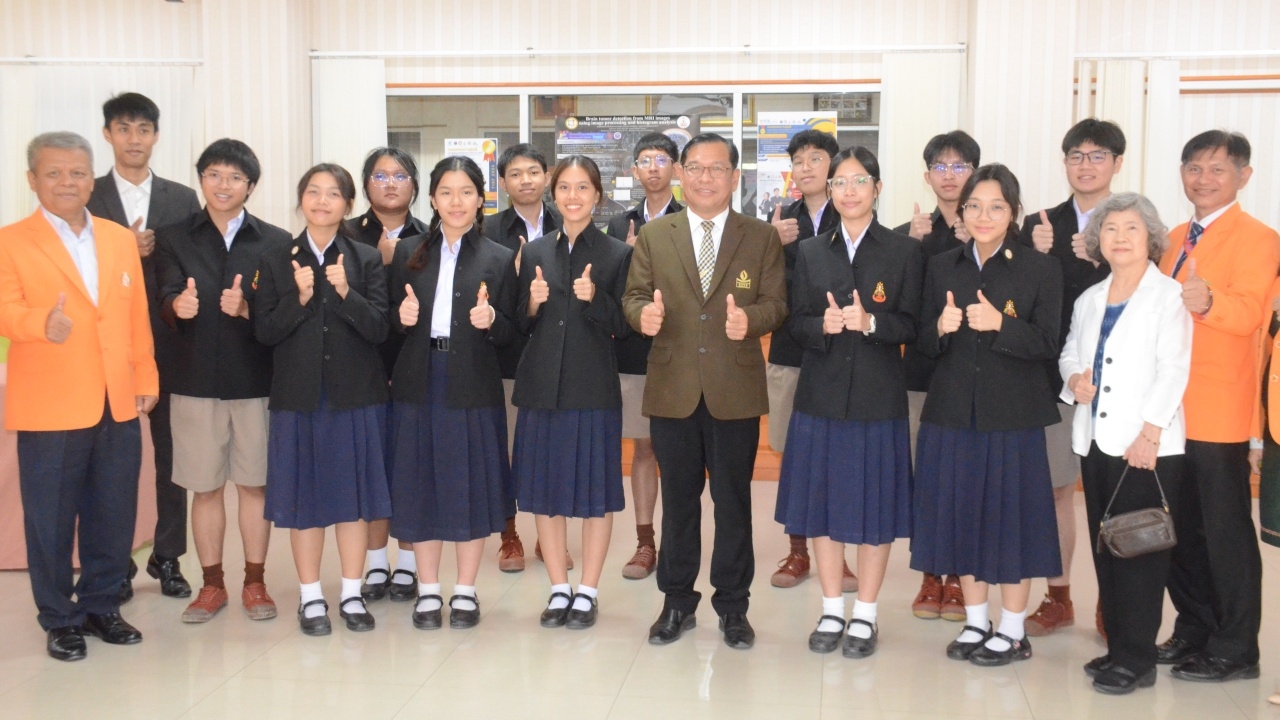 สุดเจ๋ง เด็กโรงเรียนดัง คว้า 16 เหรียญทอง สุดยอดการแข่งขันโครงงานวิทยาศาสตร์