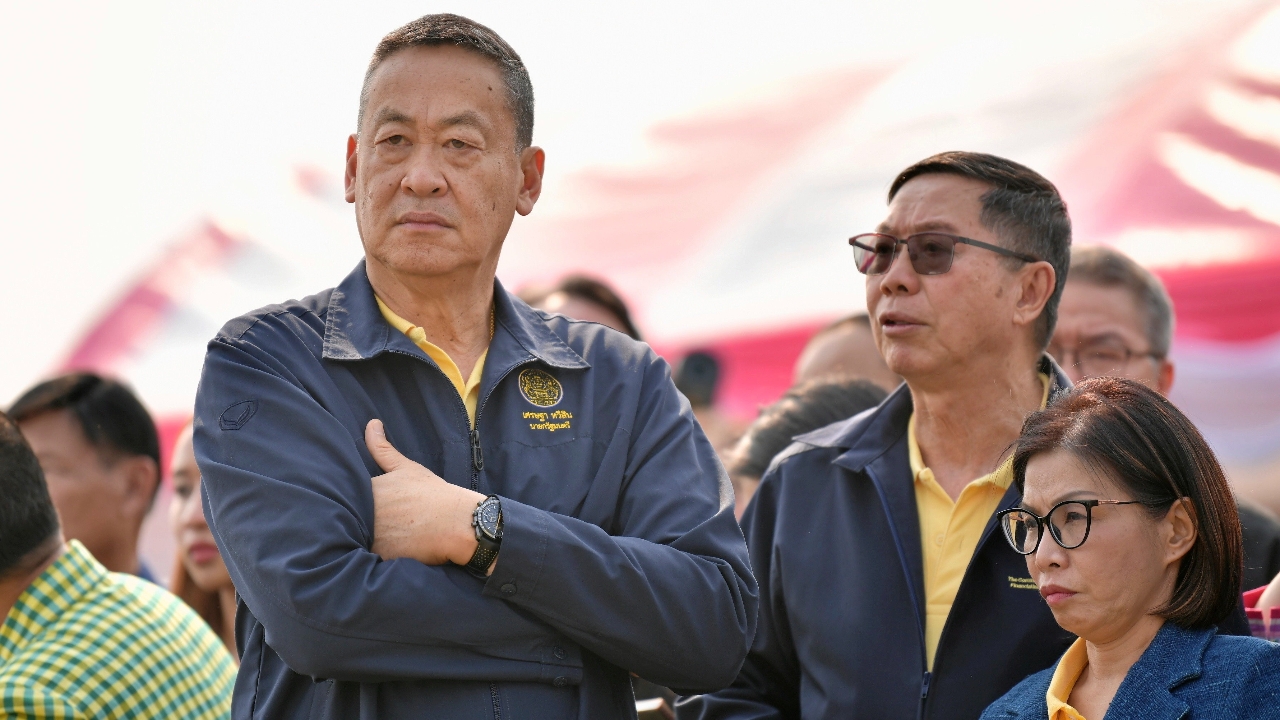 “มนพร” เผย นายกฯ อยู่ถกงบฯ 3 วัน ซัด ทสท.อภิปรายเรื่องส่วยหลักฐานต้องแน่น