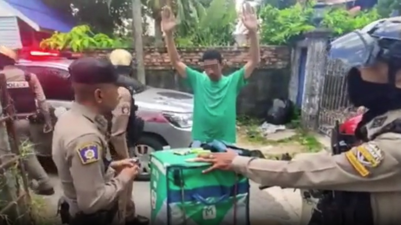 รวบทันทีหนุ่มพกยาบ้า 5 เม็ด หลัง สธ.แก้กฎกระทรวง ยาบ้า 1 เม็ด ถือเป็นผู้เสพ