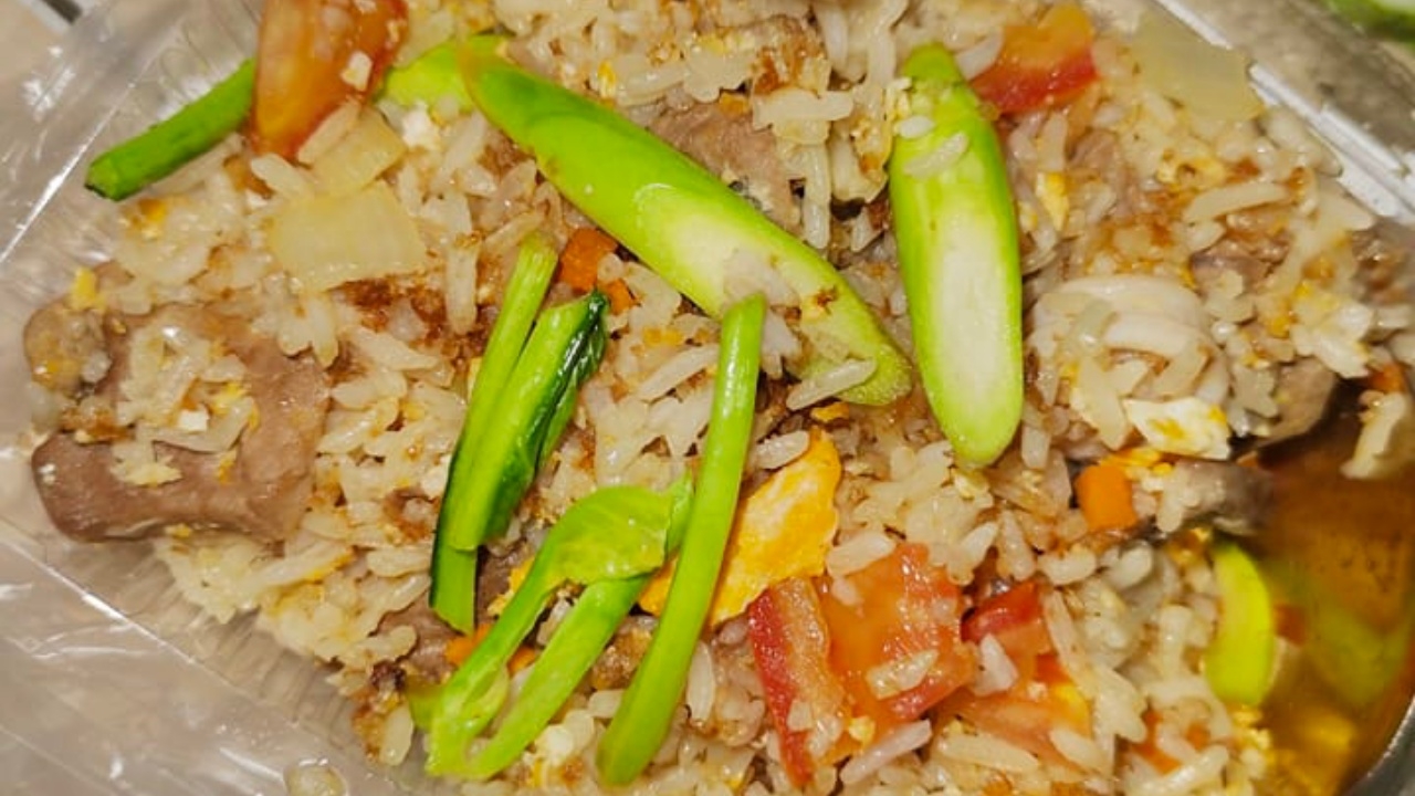 สาวสั่ง "ข้าวผัดไม่ใส่ผัก" กลับโดนแขวะ "เรื่องมาก" งานนี้ไม่ทน โต้กลับแซ่บมาก