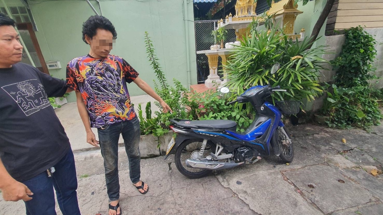 จับหนุ่มขโมยรถ จยย.เสียบกุญแจคาไว้ อ้างป่วยริดสีดวง เดินไม่ไหวจะขี่ไปหาแม่