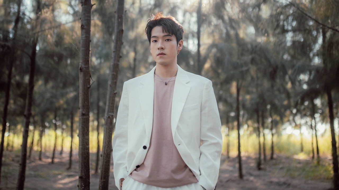 “เณ็ฐ” ชวนคนอกหักมูฟออน ส่งพลังบวกซิงเกิลใหม่ “เข้าที่เข้าทาง”