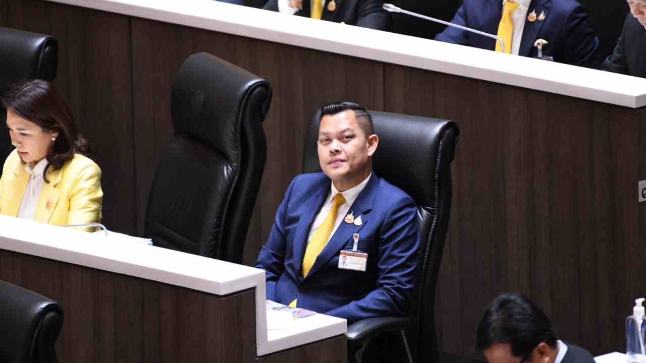 “ธนกร” ยินดี สว.ใหม่ หวังทำหน้าที่ยึดประโยชน์ประเทศ ประชาชนเป็นที่ตั้ง