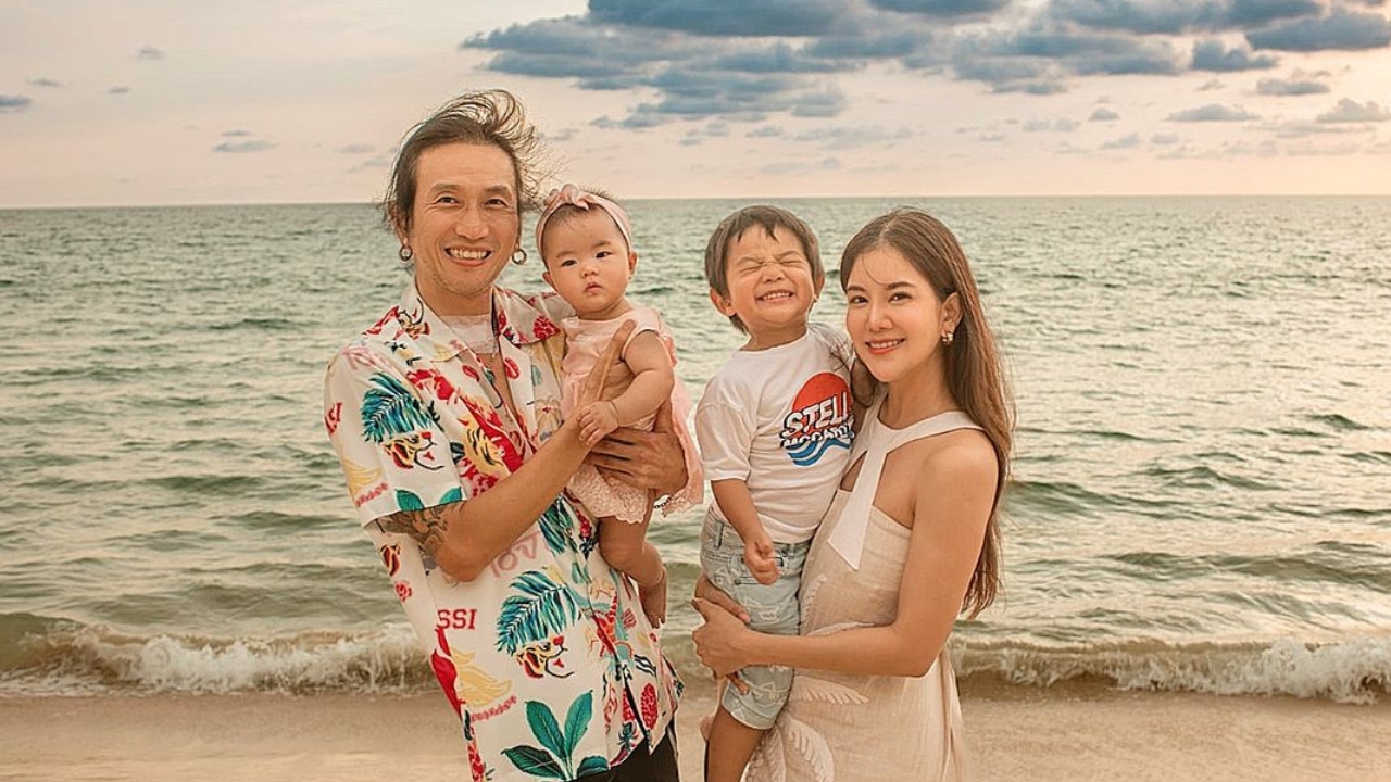 ก้อย รัชวิน อวยพรวันเกิด ตูน อายุครบ 45 ปี อวดของขวัญวันเกิดชิ้นใหญ่ของสามี