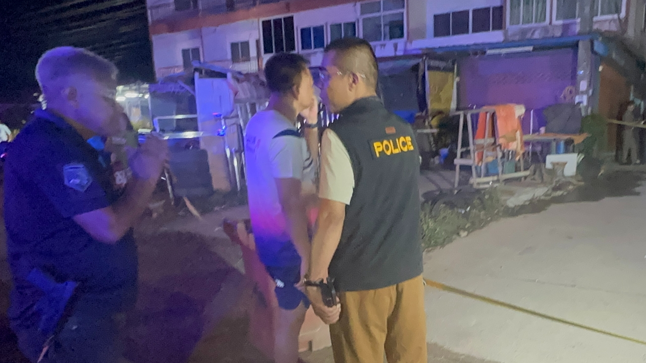 "ฉุนทะเลาะกับเมีย" ผัวใหม่ปืนดุ ปืนยิงแสกหน้า เด็ดชีพผัวเก่า