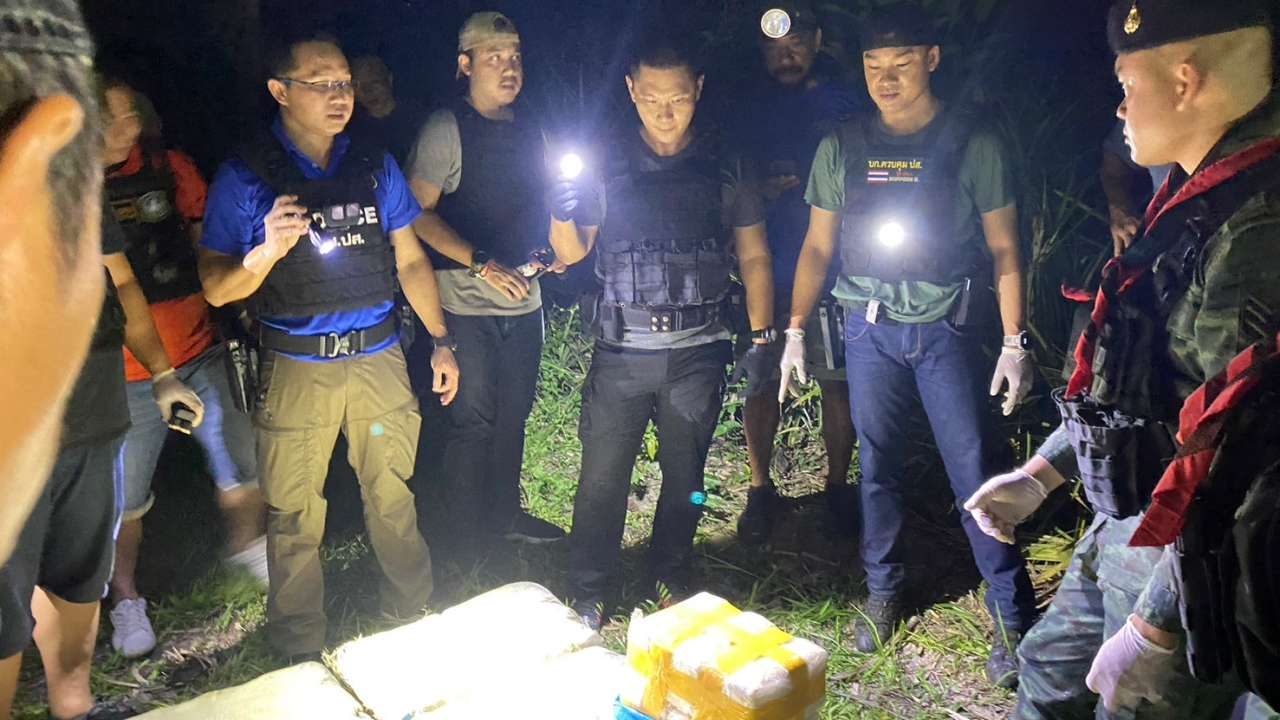 ฉก.ทัพเจ้าตาก สกัดจับยาบ้า 2 ล้านเม็ด ทะลักชายแดน อึ้งโลโก้ใหม่ 1111