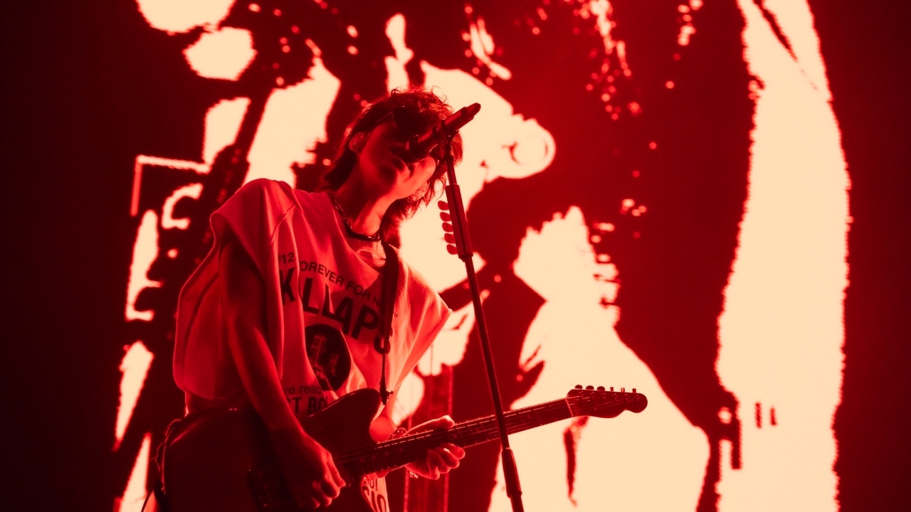 รีวิวคอนเสิร์ต "RADWIMPS" โชว์สดใหม่ มีชีวิตชีวา และการเติบโตอีกก้าวของร็อกแนวหน้าญี่ปุ่น