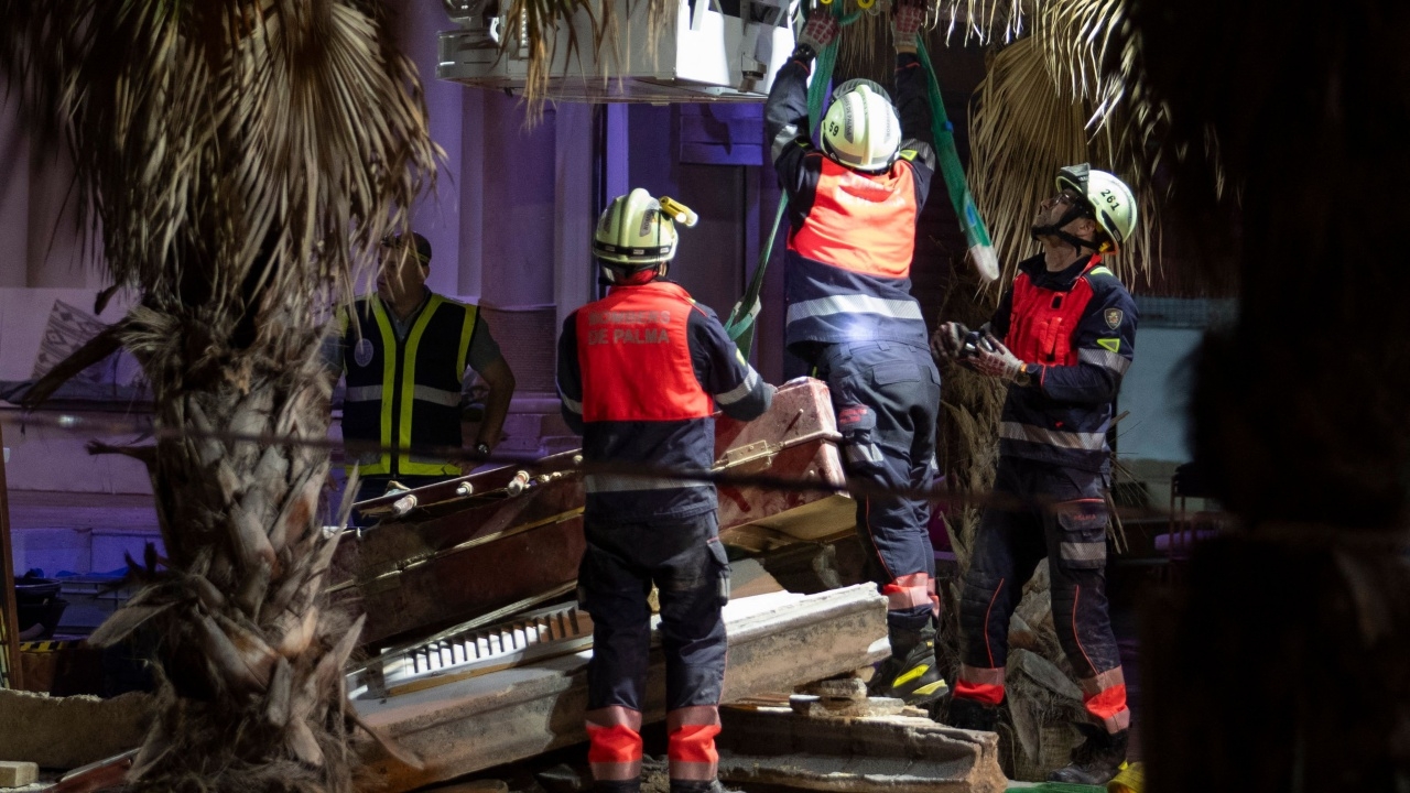 อาคารร้านอาหารพังถล่มในสเปน ทับลูกค้าดับ 4 ศพ เจ็บเพียบ (คลิป)