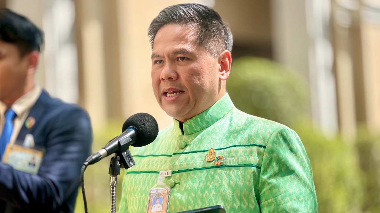 "วราวุธ" เผย ข่าวดี "พอช." ลดดอกเบี้ยกู้บ้านลงร้อยละ 0.5 ดีเดย์ 1 มิ.ย.