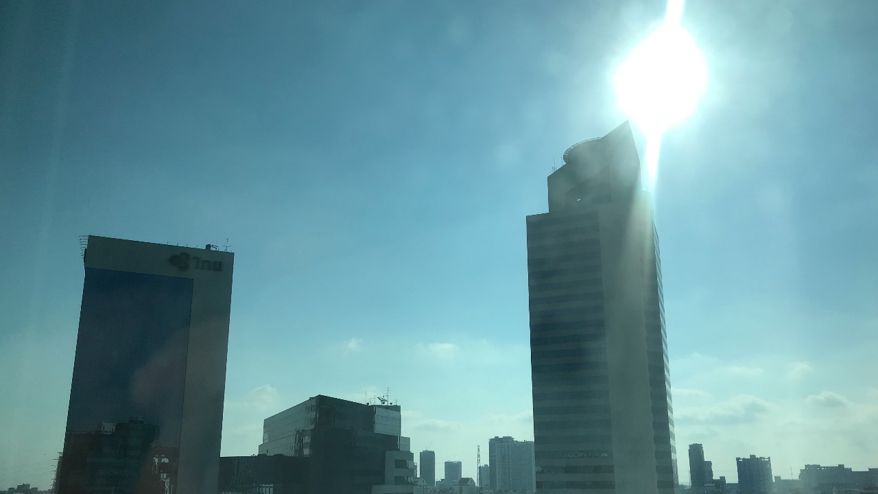 สภาพอากาศวันนี้ ร้อนทั่วทุกภาค ดวงอาทิตย์ตั้งฉาก 12.16 น. คนกทม. ไร้เงา 