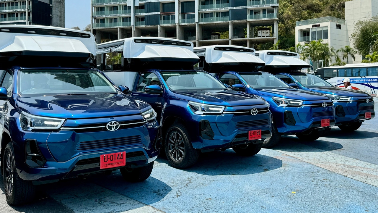 พาไปชมรถกระบะไฟฟ้าโตโยต้า Toyota Hilux Revo-e ที่ทดลองวิ่งในเมืองพัทยา