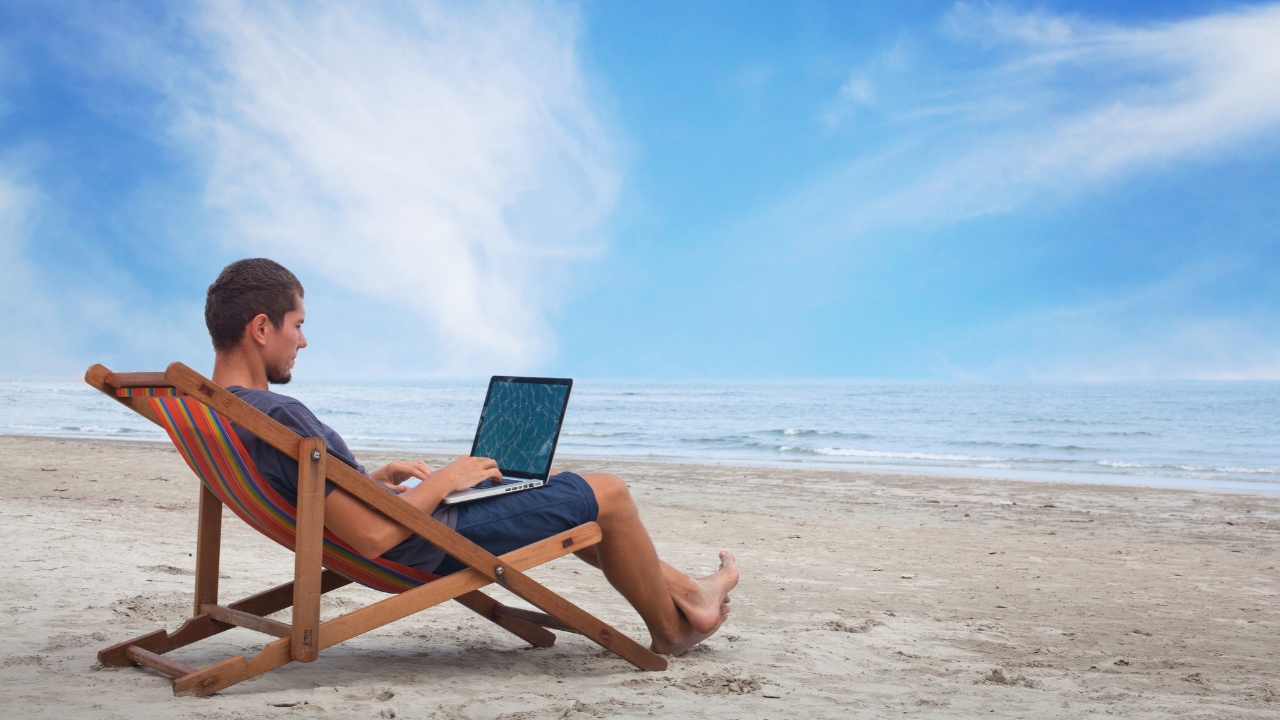 5 อาชีพสำหรับเด็กจบใหม่ ทำงานระยะไกลได้ เป็นที่ต้องการของตลาดในปี 2567